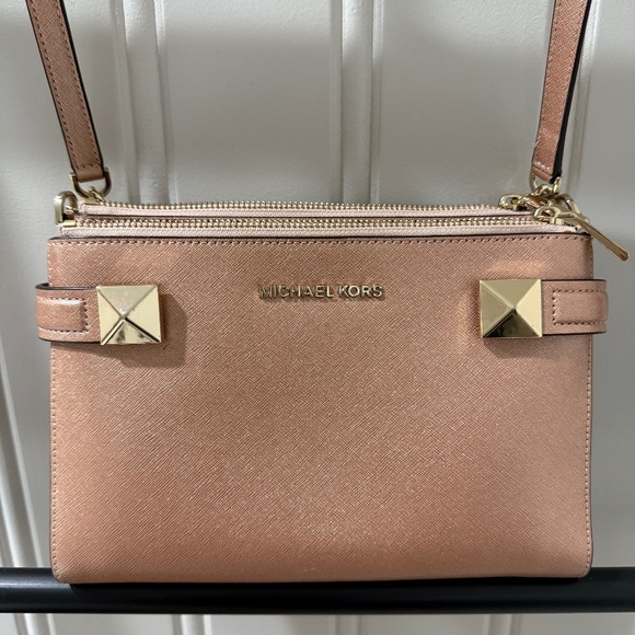 Michael Kors Karla Leather East West Crossbody - Picture 1 of 10